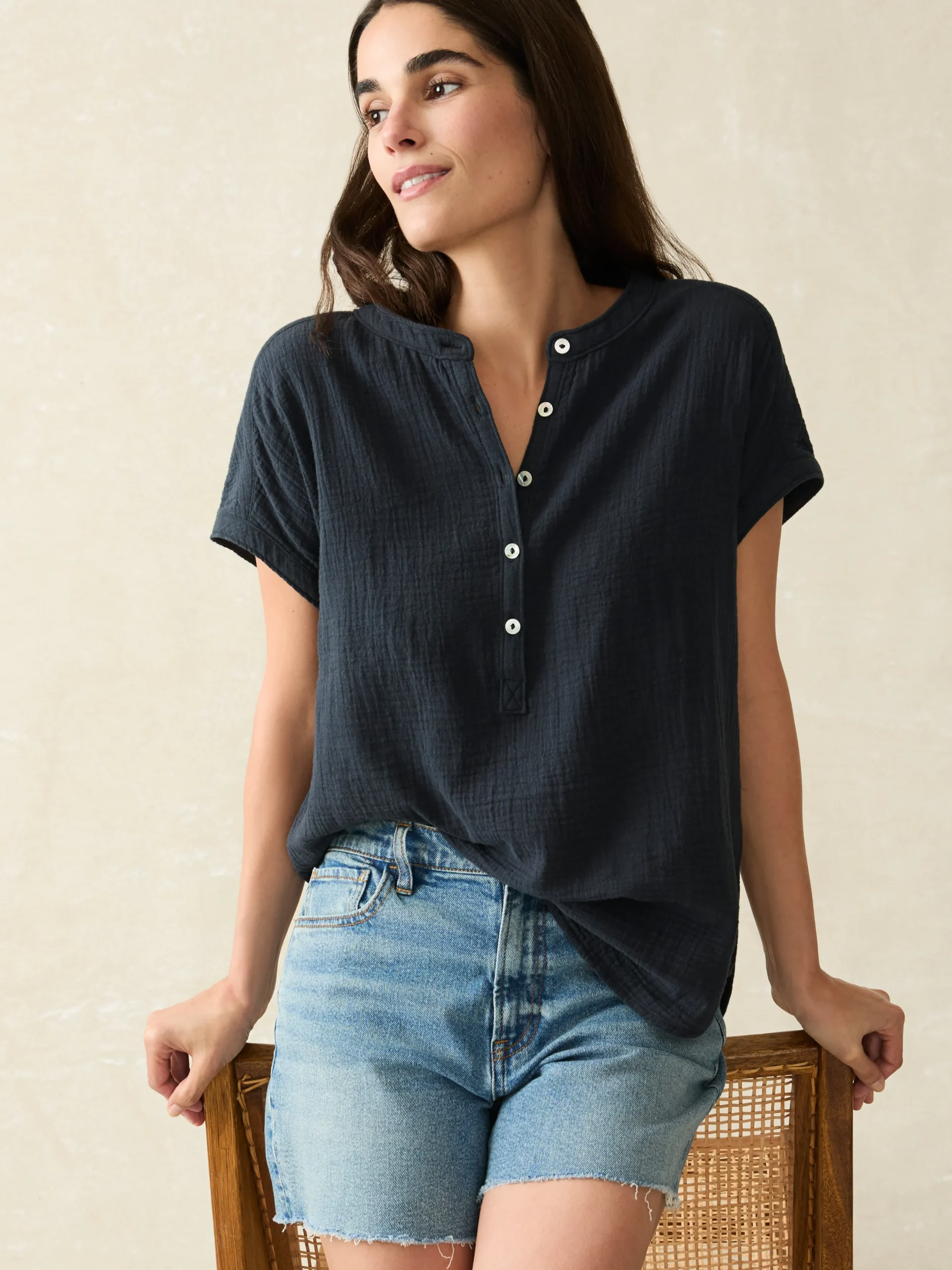 Women Faherty Brand Shirts & Tops*Dream Cotton Gauze Desmond Top -