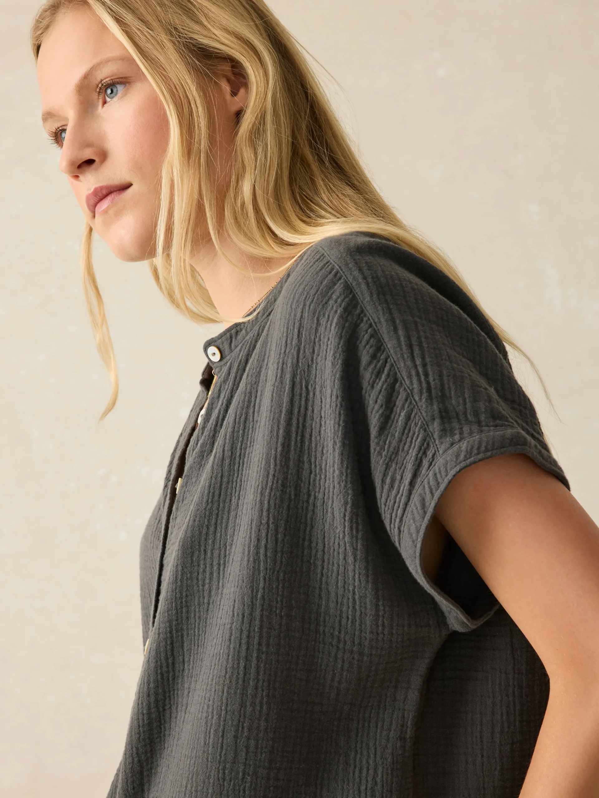 Women Faherty Brand Shirts & Tops*Dream Cotton Gauze Desmond Top -